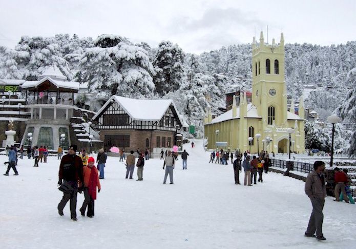 10 Snowfall Places Near Delhi | Best Winter Destinations